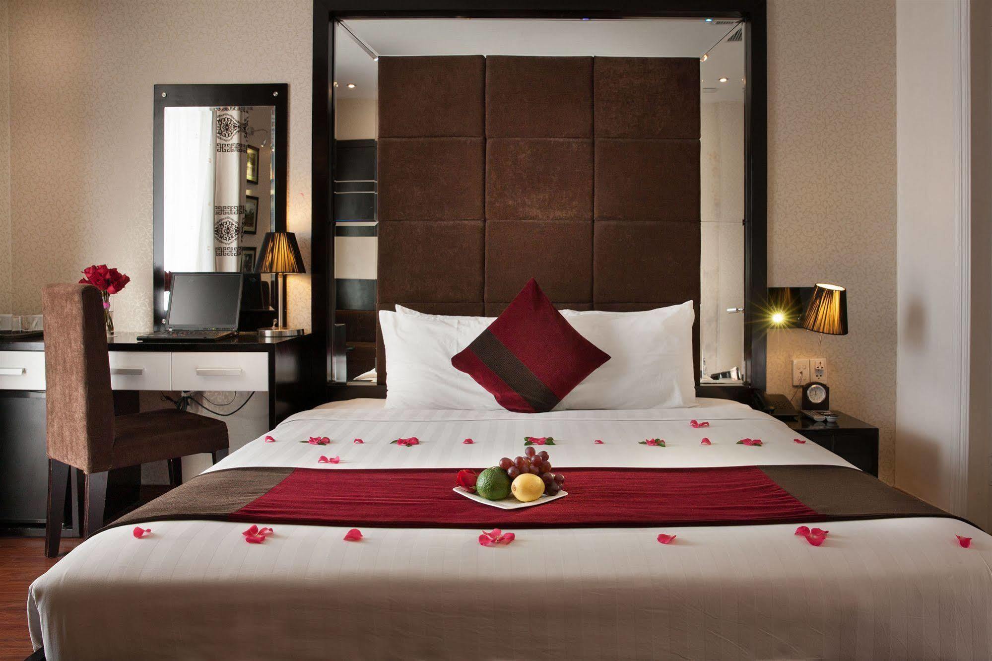 Và đại Lý Du Lịch Silk 3* Hà Nội