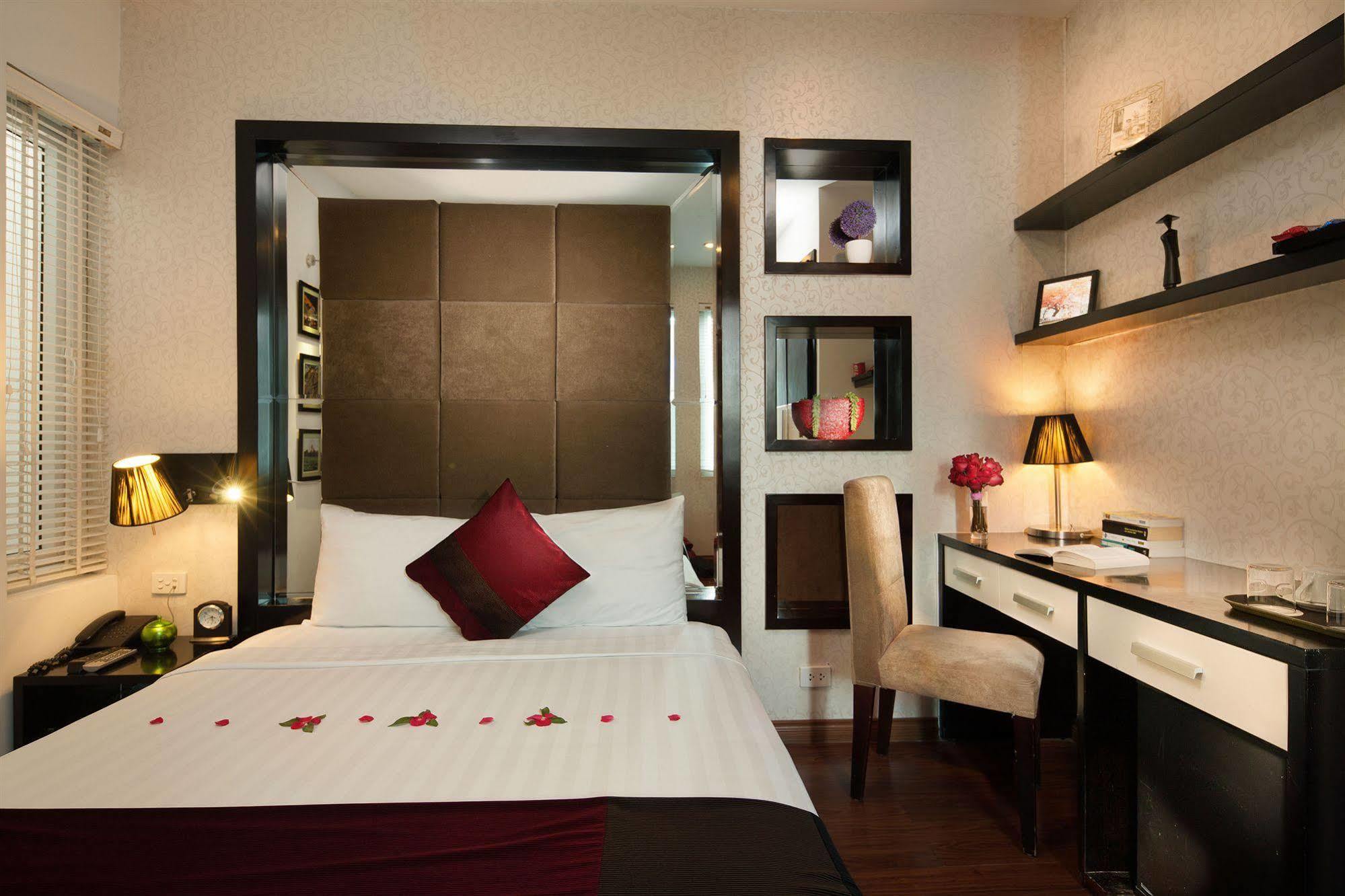 Và đại Lý Du Lịch Silk 3*
